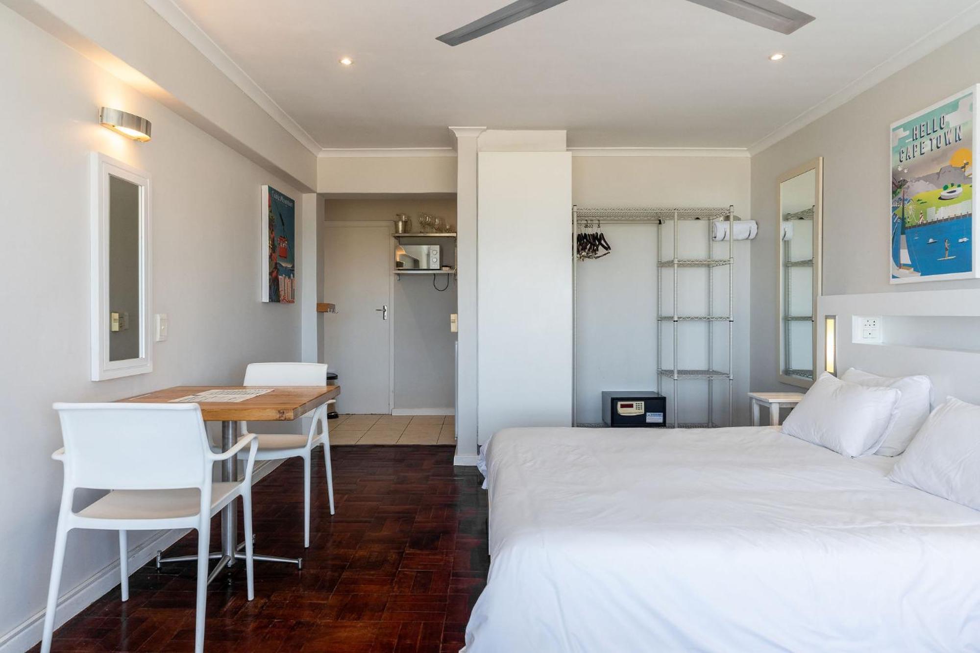 Mouille Point Places - Studios & Apartments Cape Town Exterior photo